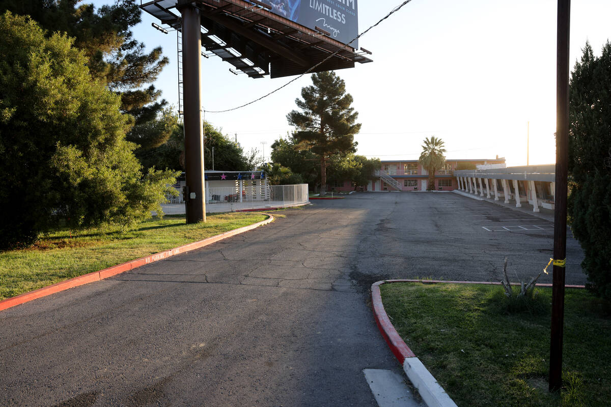 The closed Diamond Inn Motel on the Strip north of Russel Road in Las Vegas Friday, Oct. 27, 20 ...