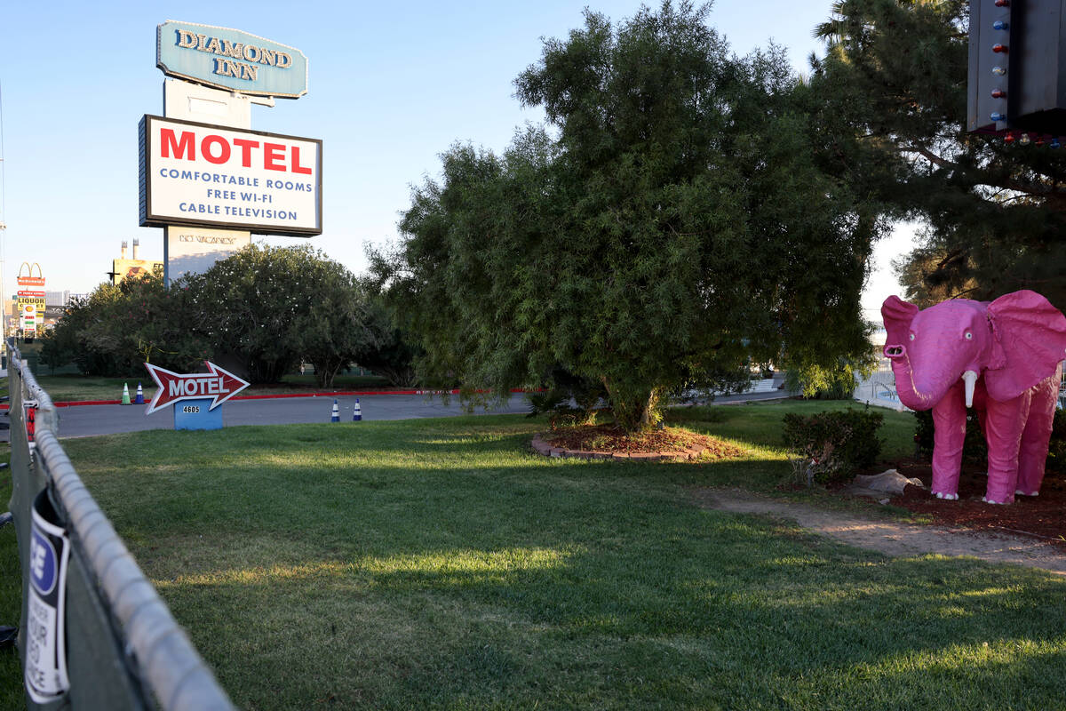 The closed Diamond Inn Motel on the Strip north of Russel Road in Las Vegas Friday, Oct. 27, 20 ...