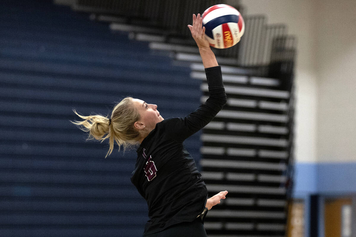 Faith Lutheran outside hitter Bianca Richardson (6) serves to Centennial during a Class 5A Sout ...