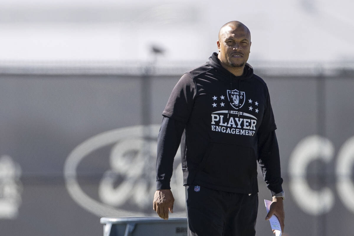 Raiders interim head coach Antonio Pierce looks on during practice at the Intermountain Health ...