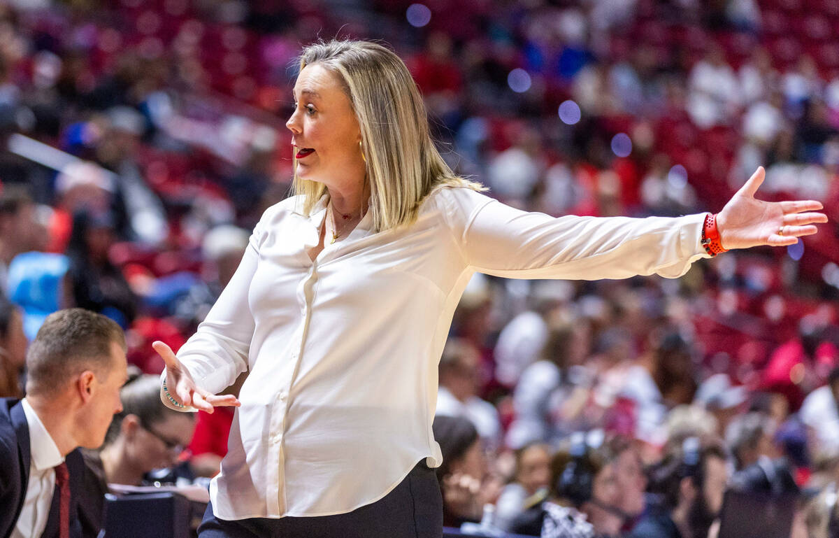 UNLV Lady Rebels head coach Lindy La Rocque counsels her players on the bench against the Arizo ...