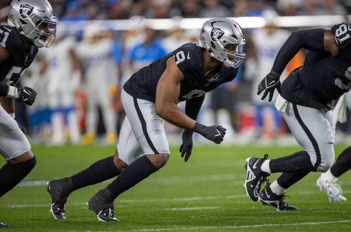 Raiders defensive end Tyree Wilson (9) rushes off the line of scrimmage during the first half o ...