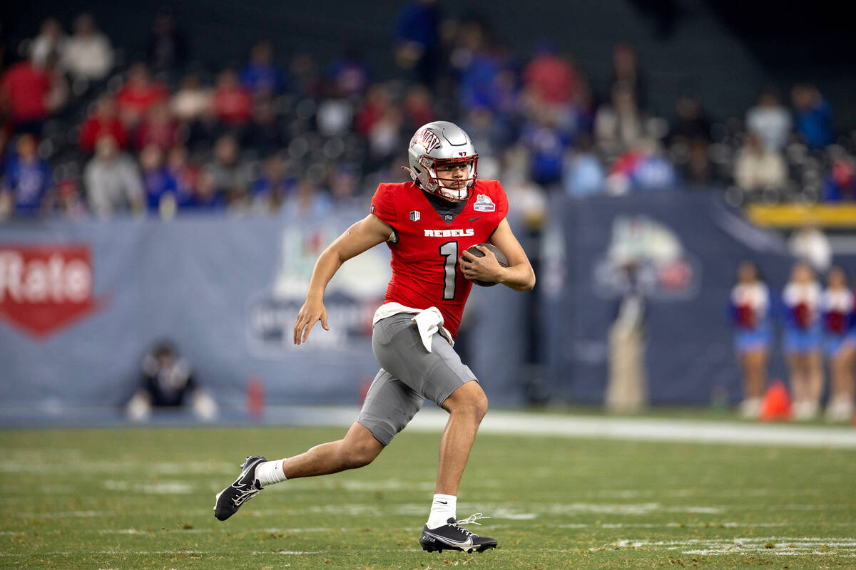 UNLV Rebels quarterback Jayden Maiava (1) runs the ball during the second half of the Guarantee ...