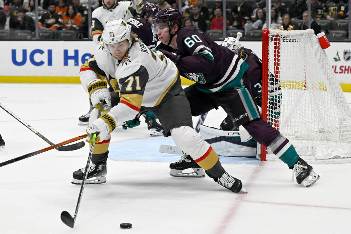 Vegas Golden Knights center William Karlsson (71) controls the puck against Anaheim Ducks defen ...