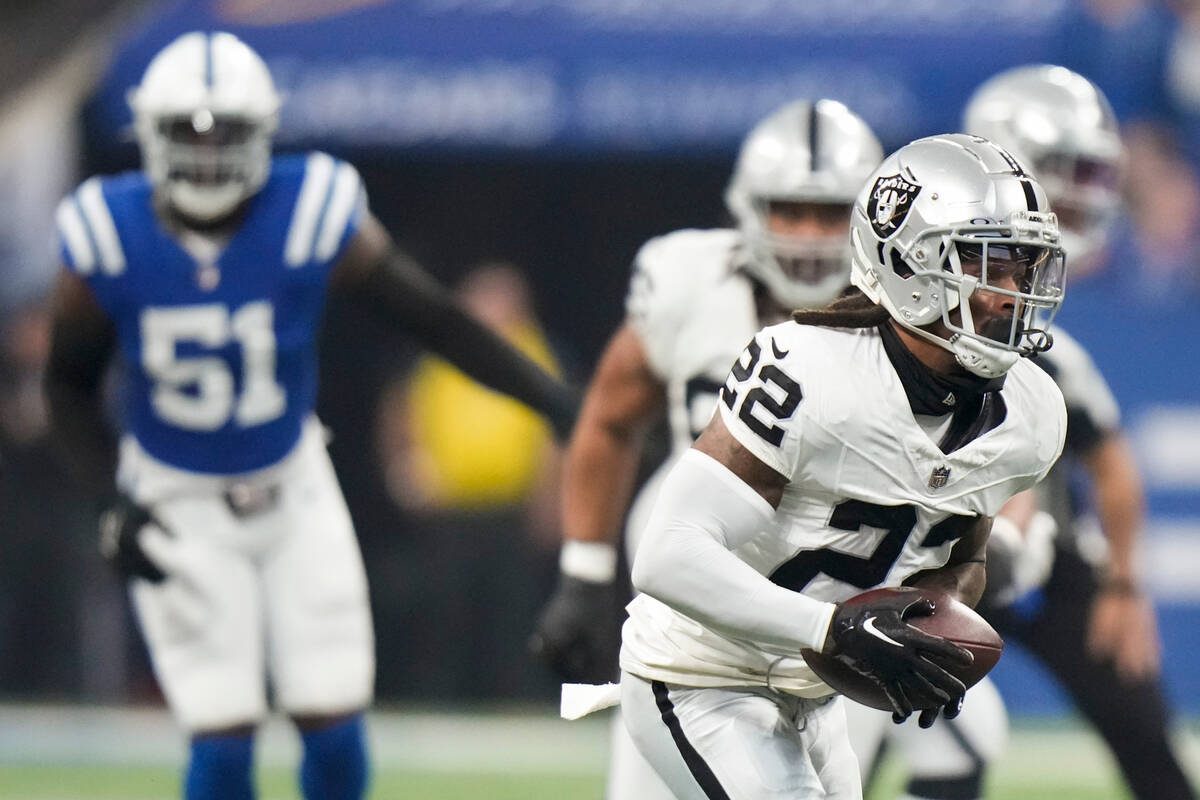 Las Vegas Raiders running back Ameer Abdullah (22) carries during the first half of an NFL foot ...