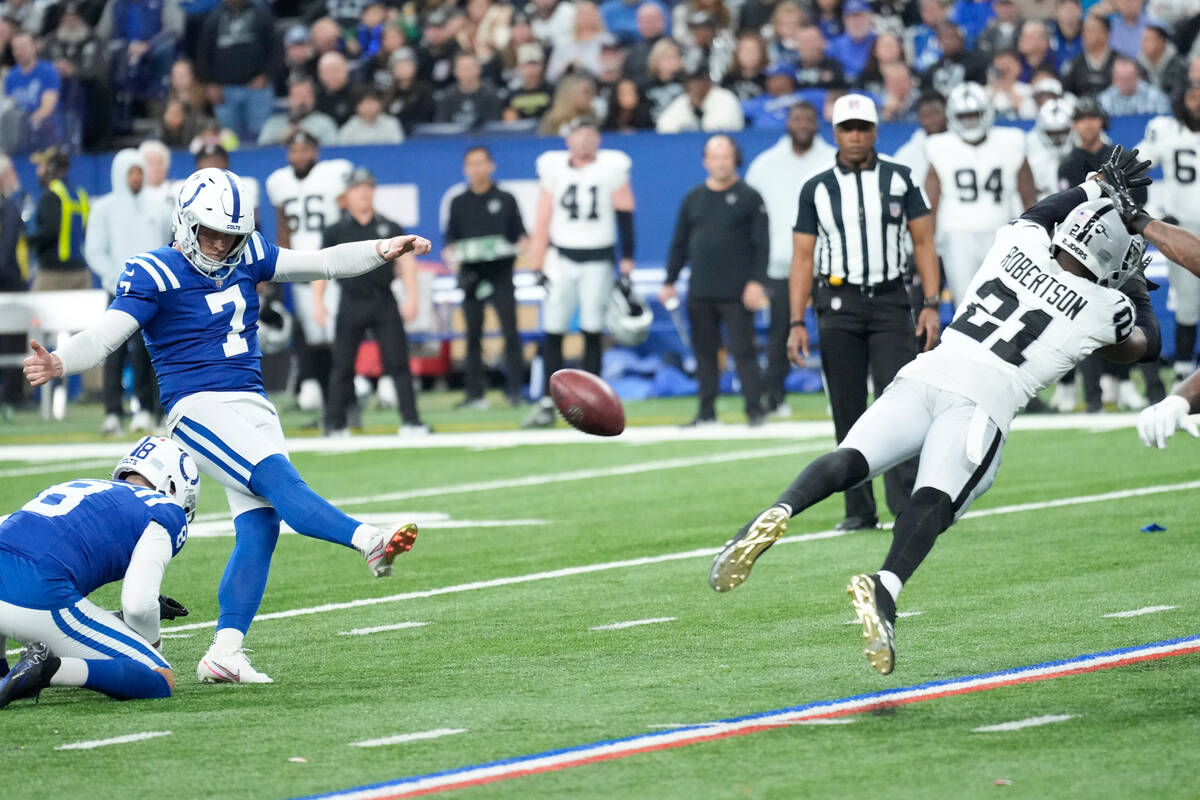 Indianapolis Colts place kicker Matt Gay (7) makes a field goal during the second half of an NF ...