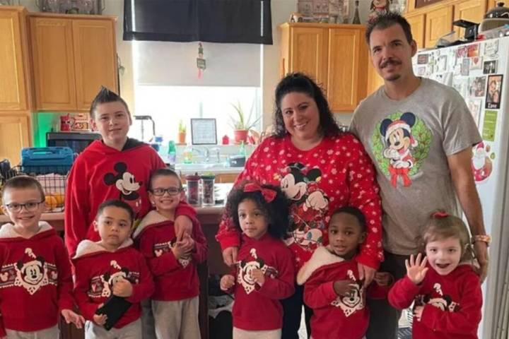 Photo of Jerry Lopez and his family. (Screenshot from Go Fund Me)