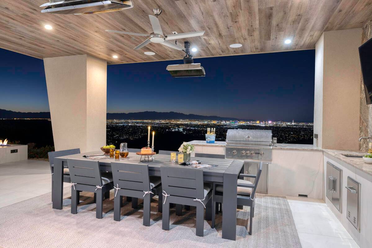 Outdoor kitchen. (Douglas Elliman of Nevada)