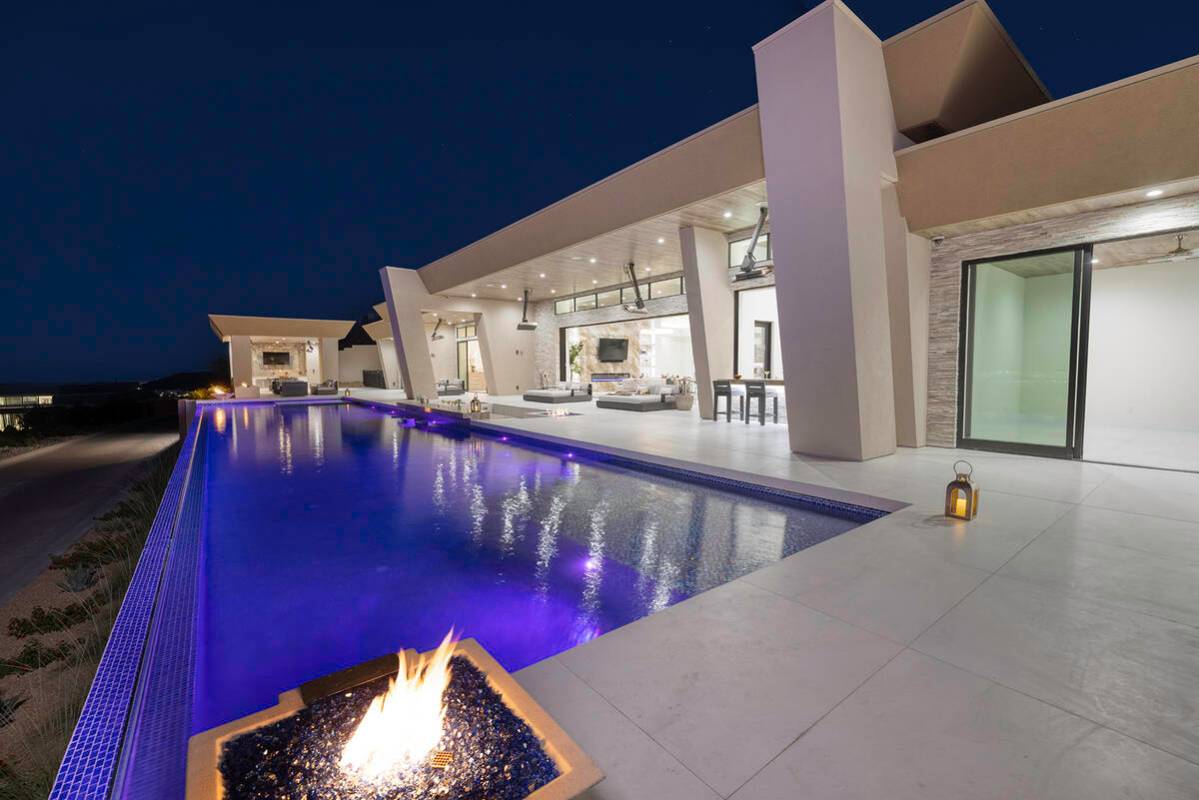 The pool. (Douglas Elliman of Nevada)