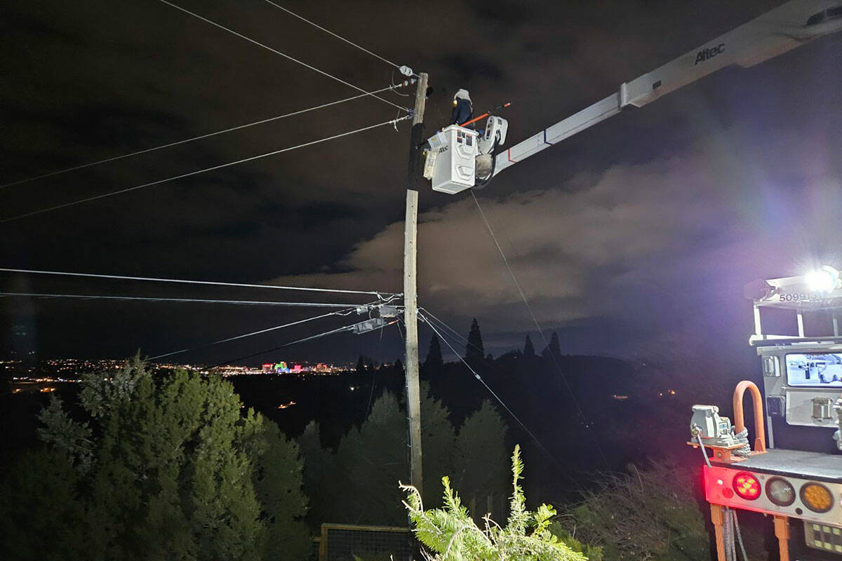 An NV Energy crew member works to fix power lines in Carson City. (NV Energy)