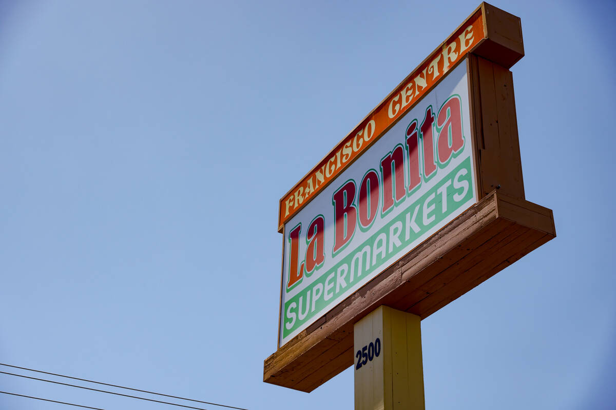 A La Bonita grocery store under reconstruction on Desert Inn Road is seen Thursday, Aug. 3, 202 ...