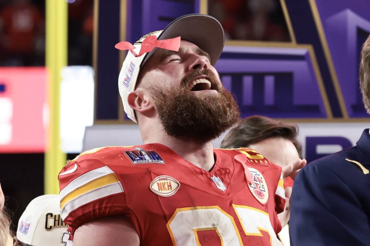 Kansas City Chiefs tight end Travis Kelce (87) celebrates their debate of the San Francisco 49e ...