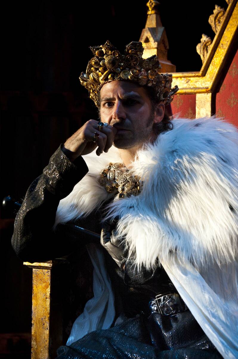 Elijah Alexander as Richard in the Utah Shakespeare Festival's 2011 production of Richard III,