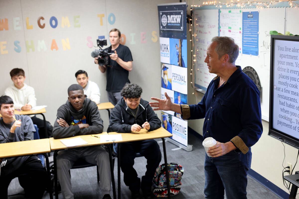 Mike Rowe of “Dirty Jobs” talks to students in a freshman studies class about a four-year p ...