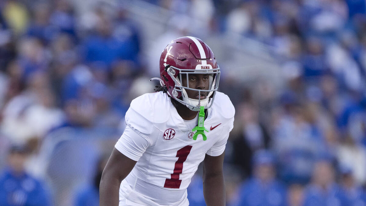 Alabama defensive back Kool-Aid McKinstry (1) awaits the snap during the second half of an NCAA ...