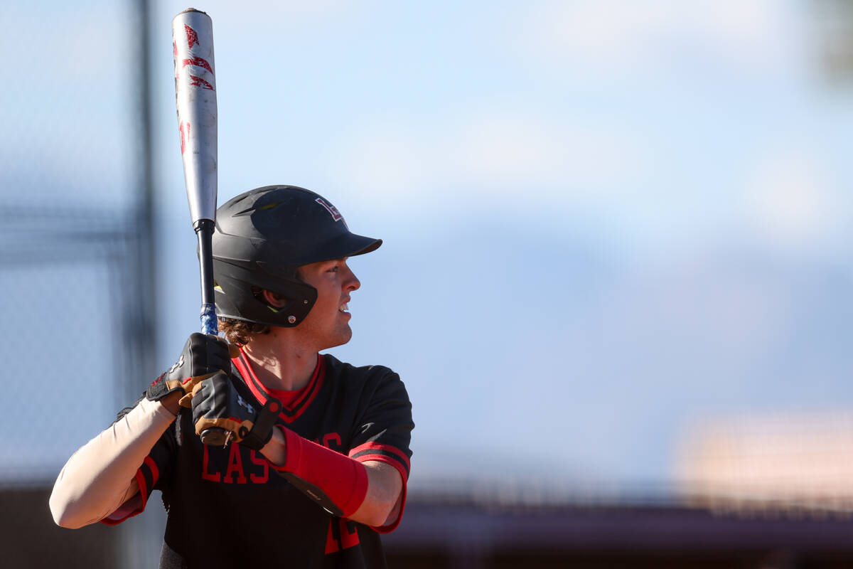 Las Vegas’ Carter Francom bats against Desert Oasis during a high school baseball game a ...