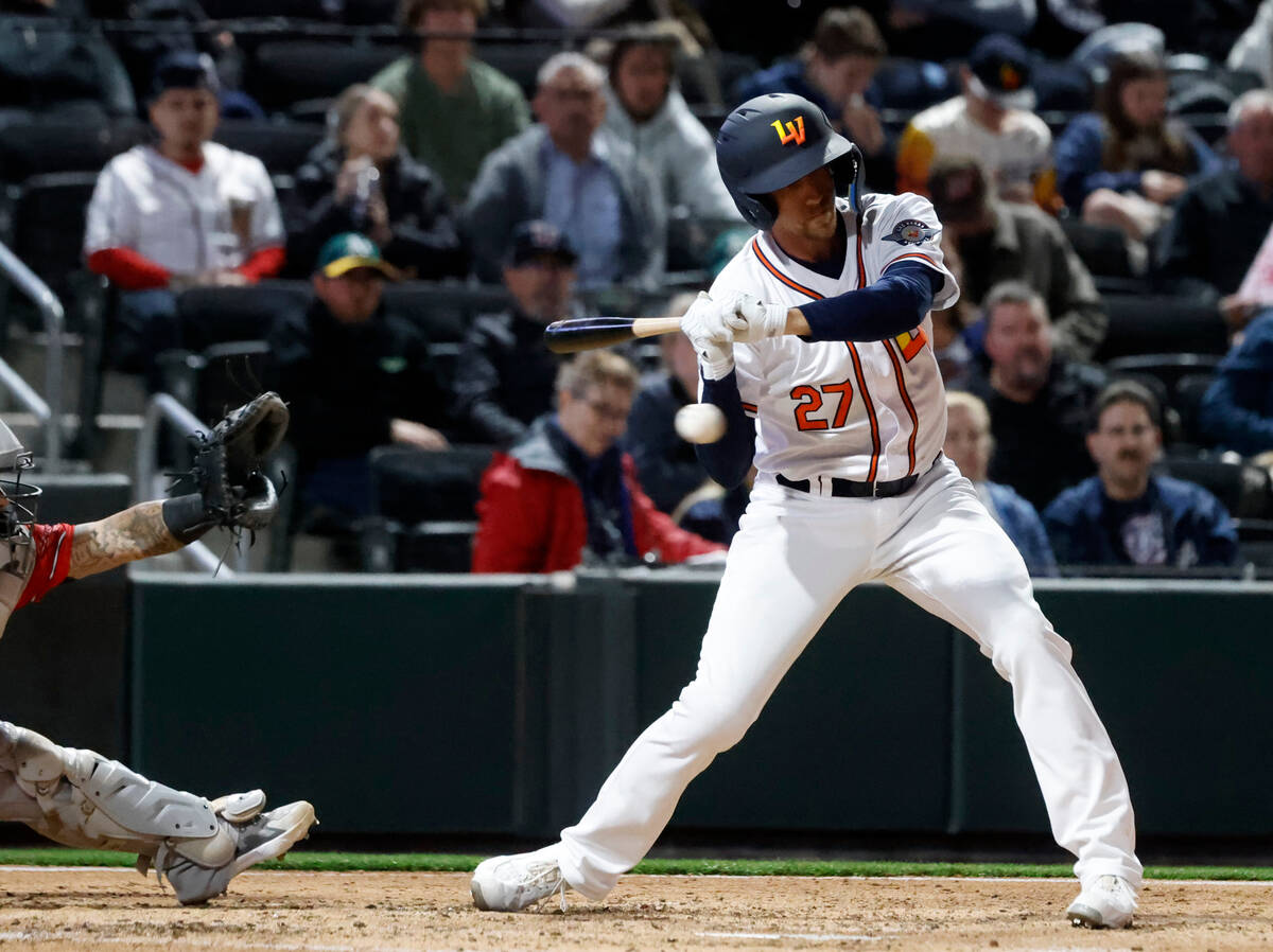 Aviators outfielder Stephen Piscotty (27) tries to connect against Reno Aces during the 5th inn ...