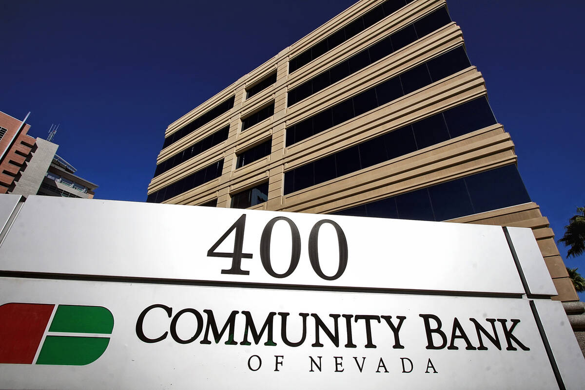 Community Bank of Nevada at 400 S. 4th St. in Las Vegas is seen on Nov. 4, 2008. (Las Vegas Re ...