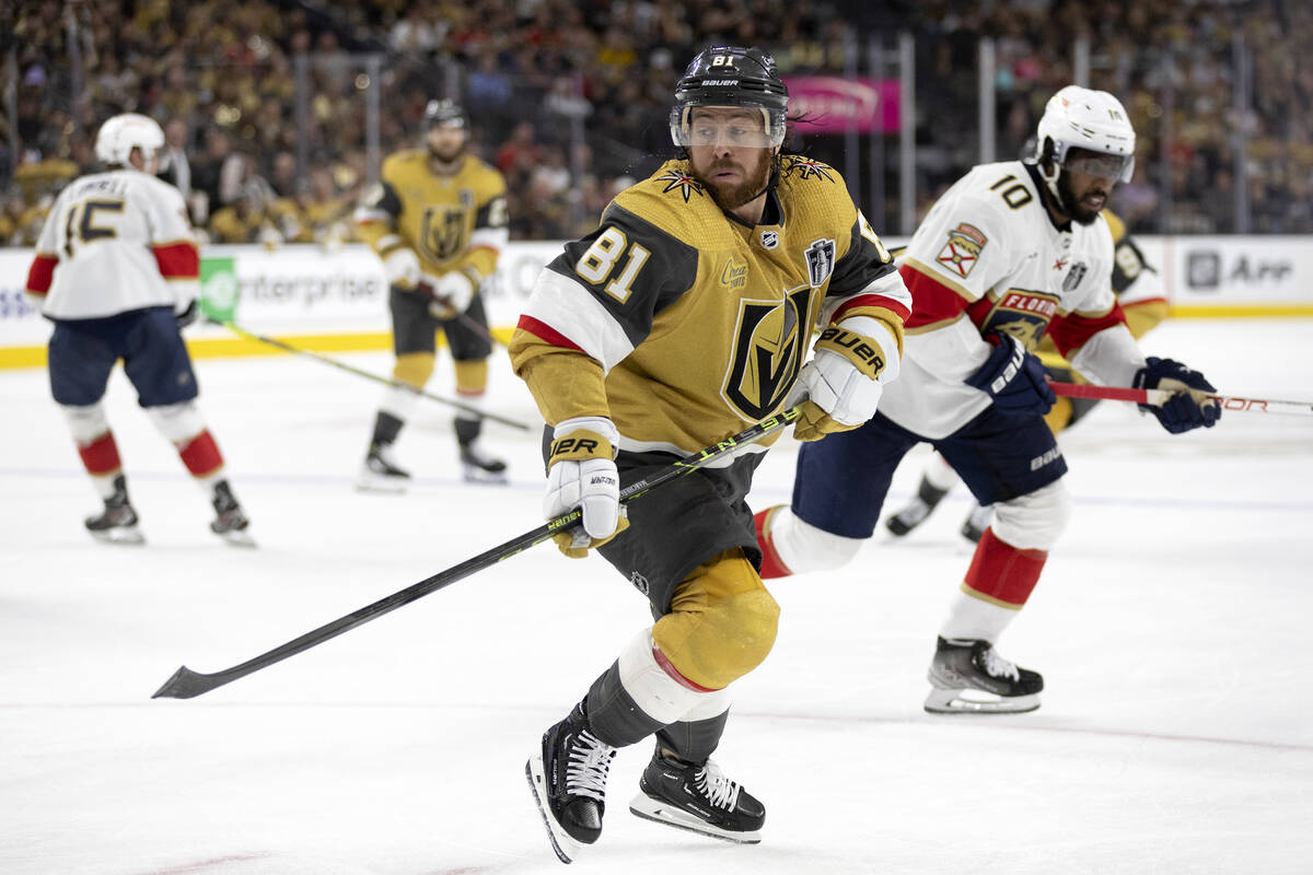 Golden Knights right wing Jonathan Marchessault (81) pivots toward the puck during the third pe ...