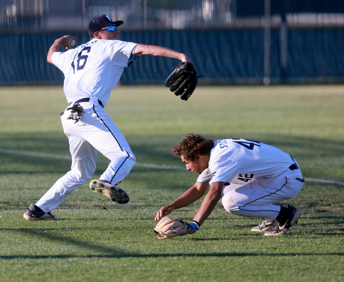 Foothill Tyler Straily (16) throws to home after catching a Green Valley foul ball as infielder ...