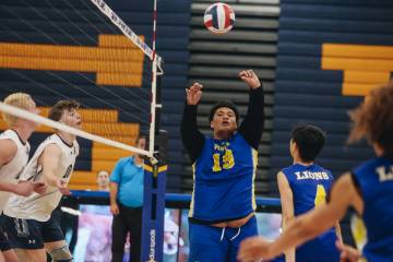 Sierra vista setter Isaiah Misailegalu (19) controls the ball during a boys volleyball game bet ...