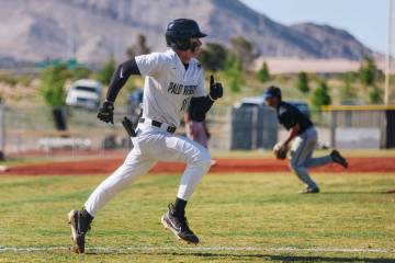 Palo Verde infielder Andrew Kaplan (15) runs to first base during a baseball game between Sierr ...