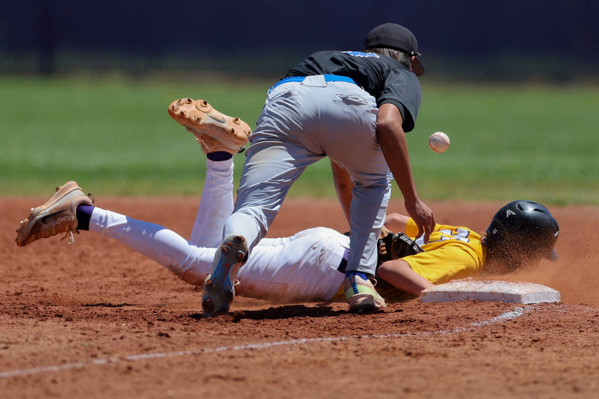 Durango infielder Aiden Farrell (25) slides into first base after attempting to steal while Sie ...