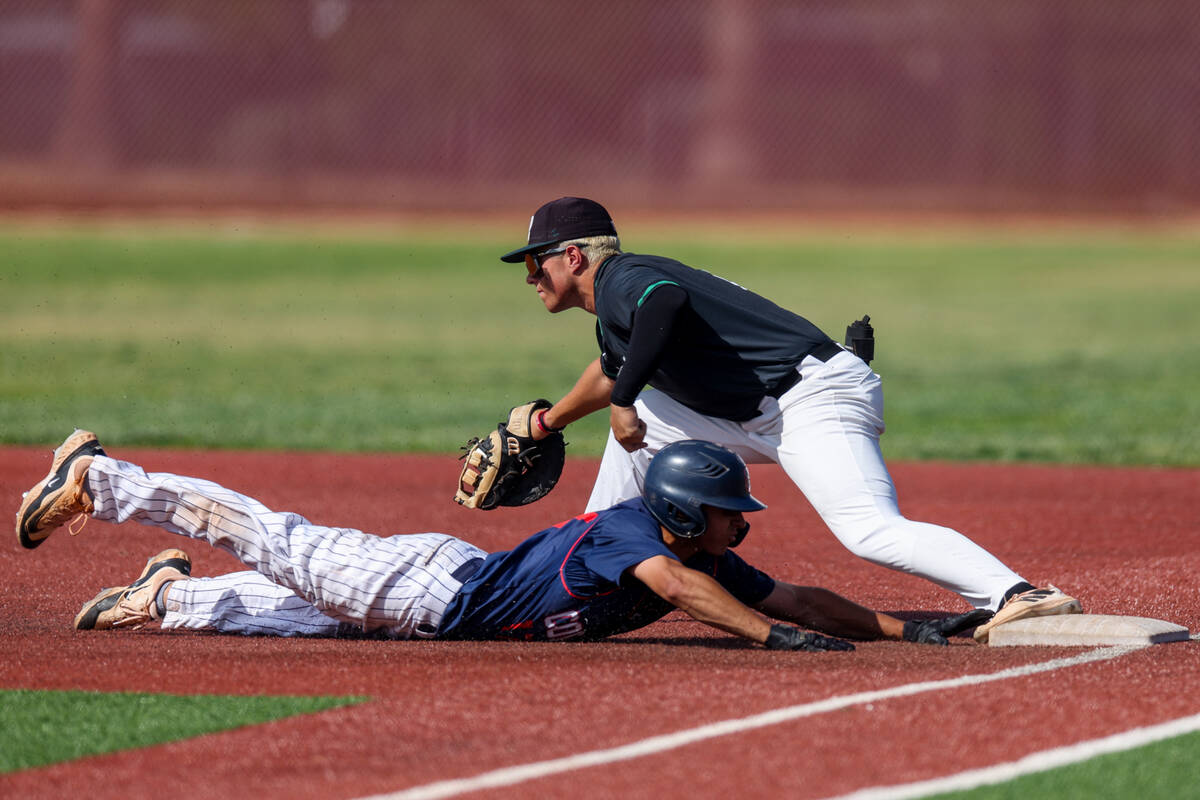 Palo Verde infielder Tanner Johns (21) gets an out on Coronado's Michael Cortez (17) for a doub ...