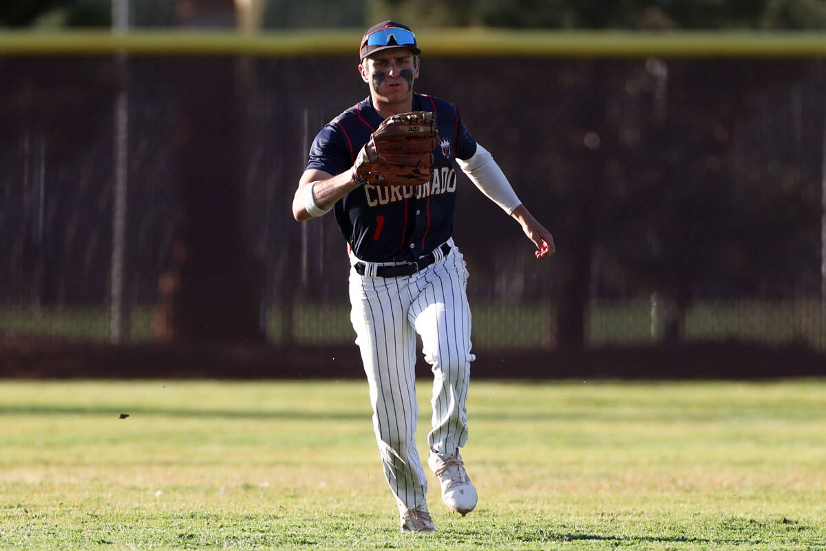 Coronado outfielder Evan Festa (1) runs in field after catching for an out on Reno during a Cla ...