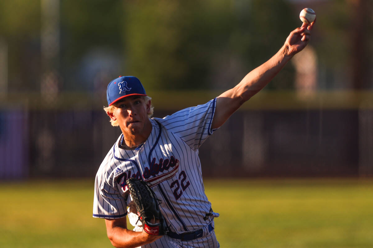 Reno pitcher Mack Edwards throws to Coronado during a Class 5A baseball state tournament game o ...