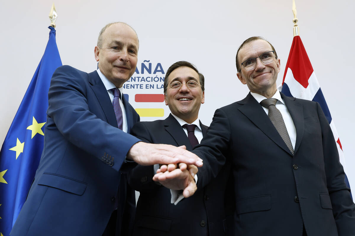 From right, Norway's Foreign Minister Espen Barth Eide, Spain's Foreign Minister Jose Manuel Al ...