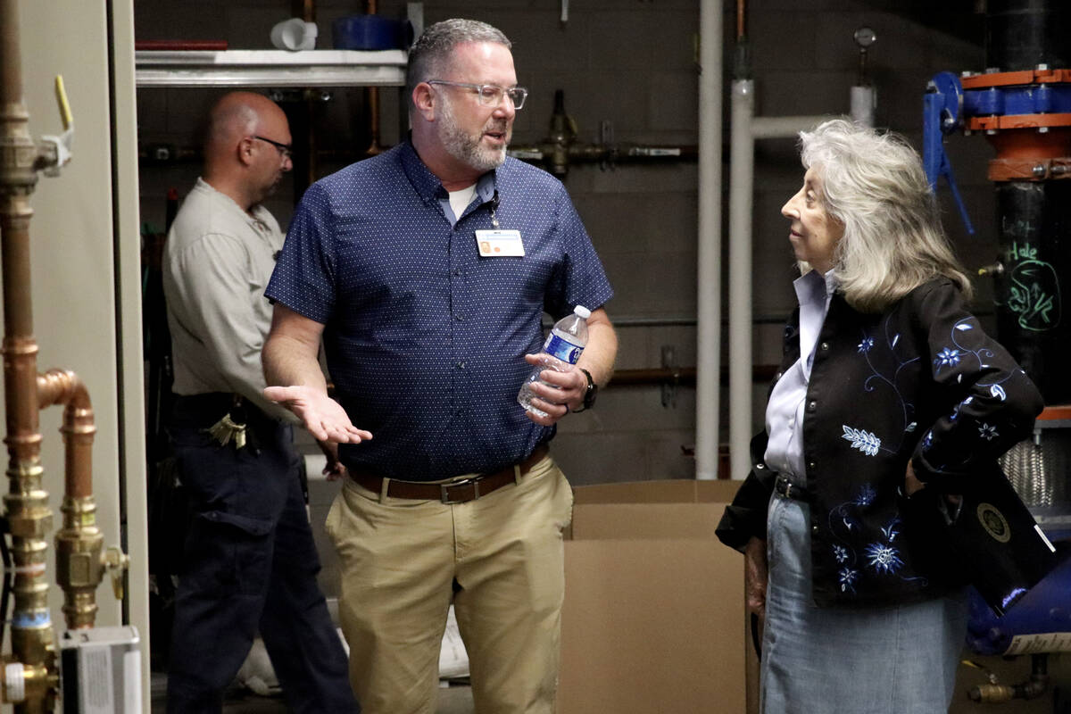 Henderson Facilities Operations Manager Jerry Hagen leads Rep. Dina Titus, D-Nev., through a to ...