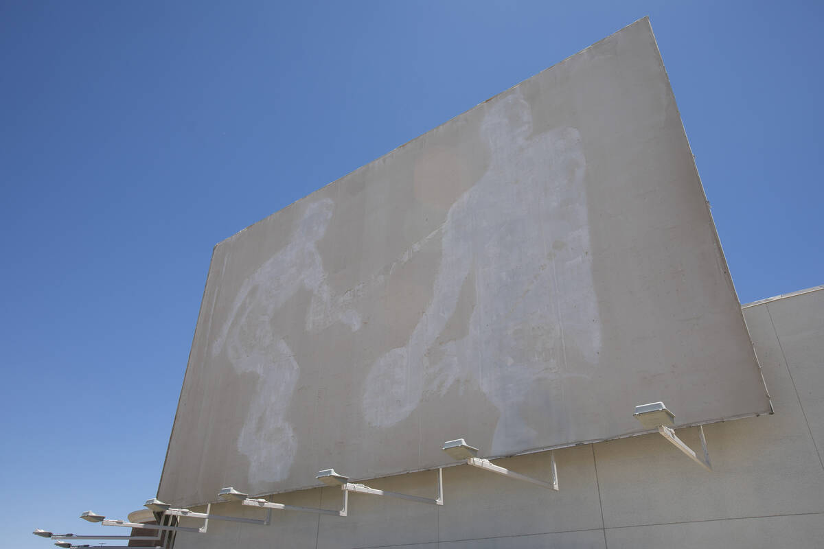 The outline of a mural sits in the sun at the Primm Mall Tuesday, July 2, 2024, in Primm. (Dani ...