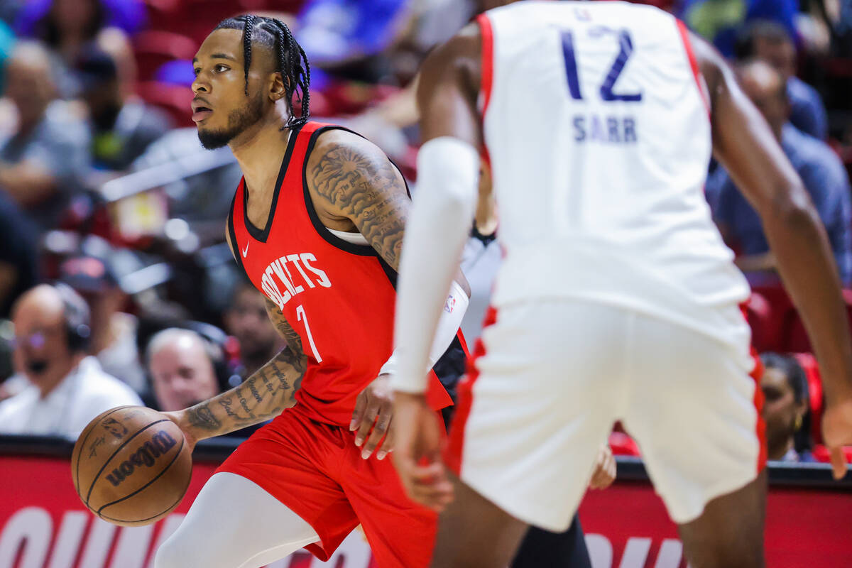 Houston Rockets forward Cam Whitmore (7) passes the ball during an NBA Summer League game betwe ...