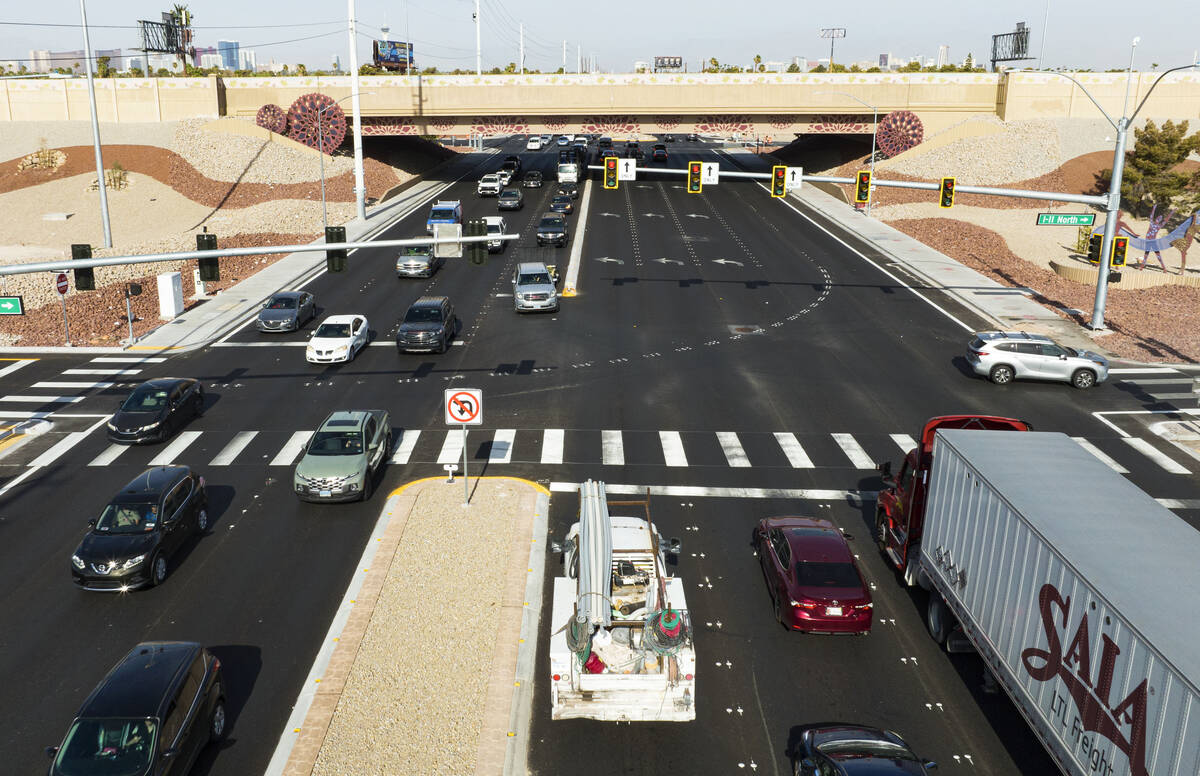 Motorists navigate on Charleston Boulevard near U.S. 95, on Wednesday, Aug. 7, 2024, in Las Veg ...