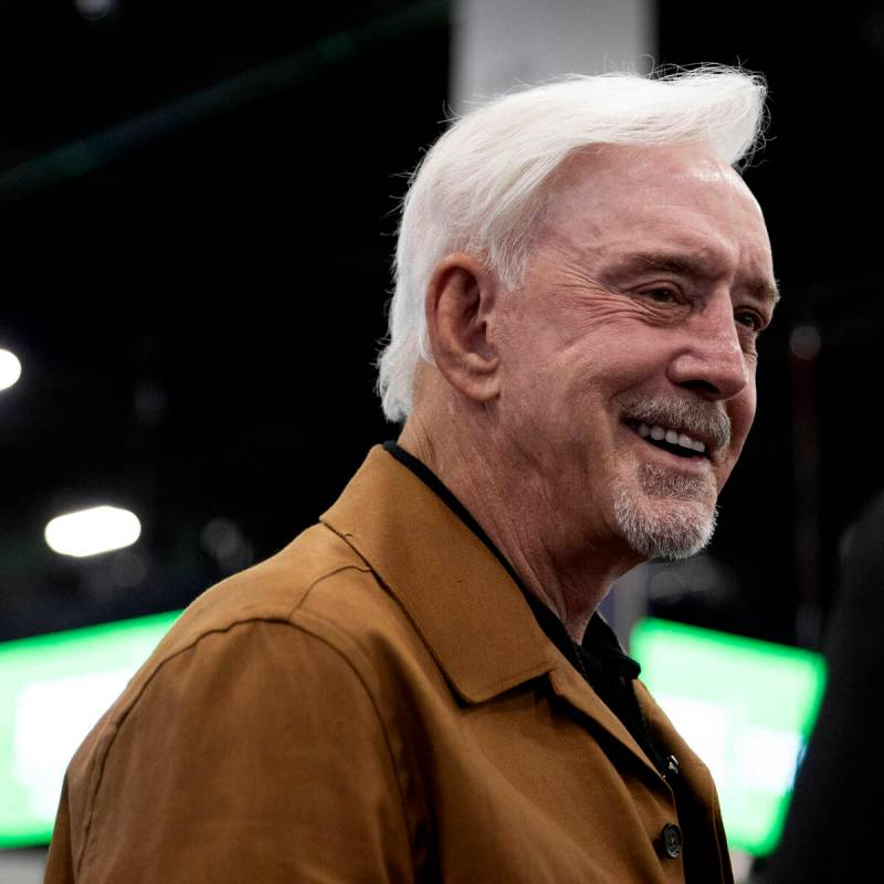 Legendary professional sports bettor and business owner Billy Walters on Super Bowl 58’s ...