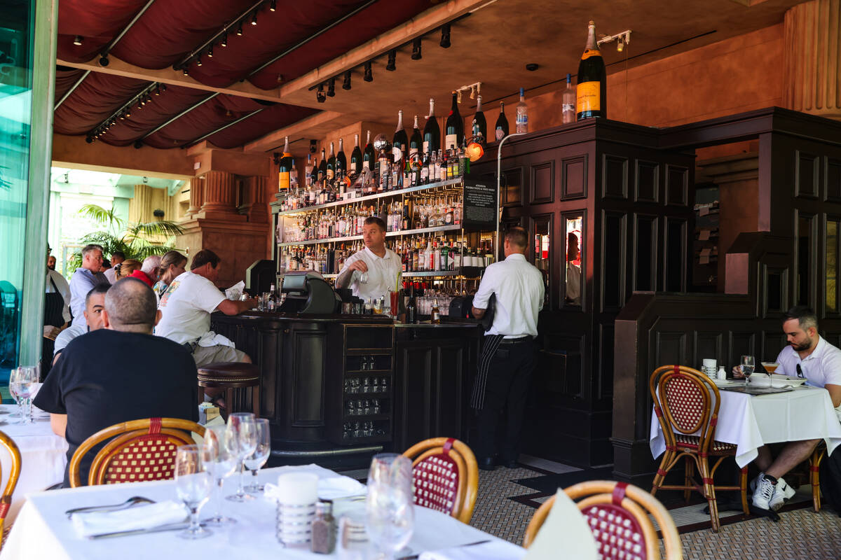 Guests dine in the pavilion at Mon Ami Gabi at Paris Las Vegas hotel-casino in Las Vegas, Tuesd ...