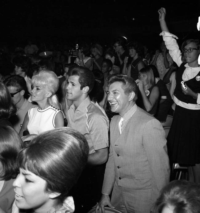 Liberace and friends. The Beatles Collection, August 20, 1964: The Beatles (John Lennon, Paul M ...