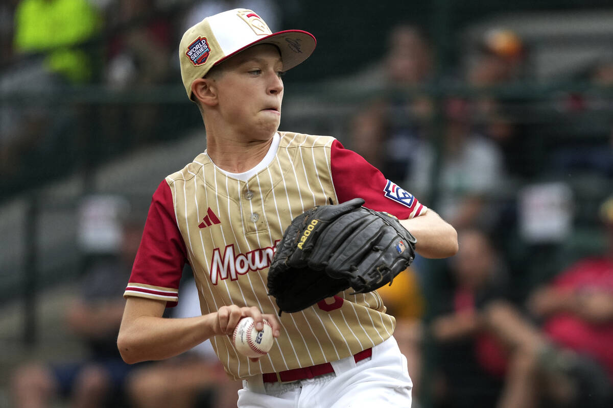 Henderson, Nev.'s Gunnar Gaudin delivers during the sixth inning of a baseball game against Wai ...