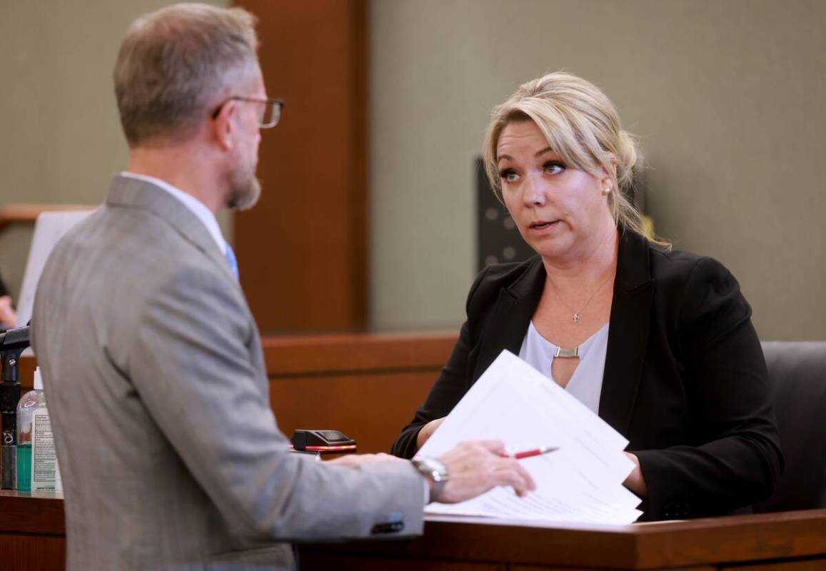 Defense attorney Robert Draskovich cross examines Las Vegas police Detective Justine Gatus on t ...