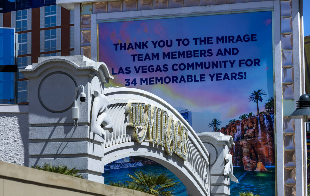 A thank you sign is posted near the entrance as demolition continues at the Mirage on Thursday, ...