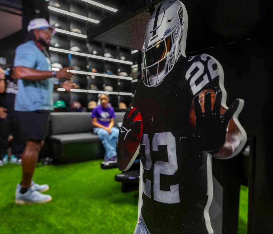 Raiders running back Alexander Mattison talks with teens from the Boys & Girls Clubs of Sou ...