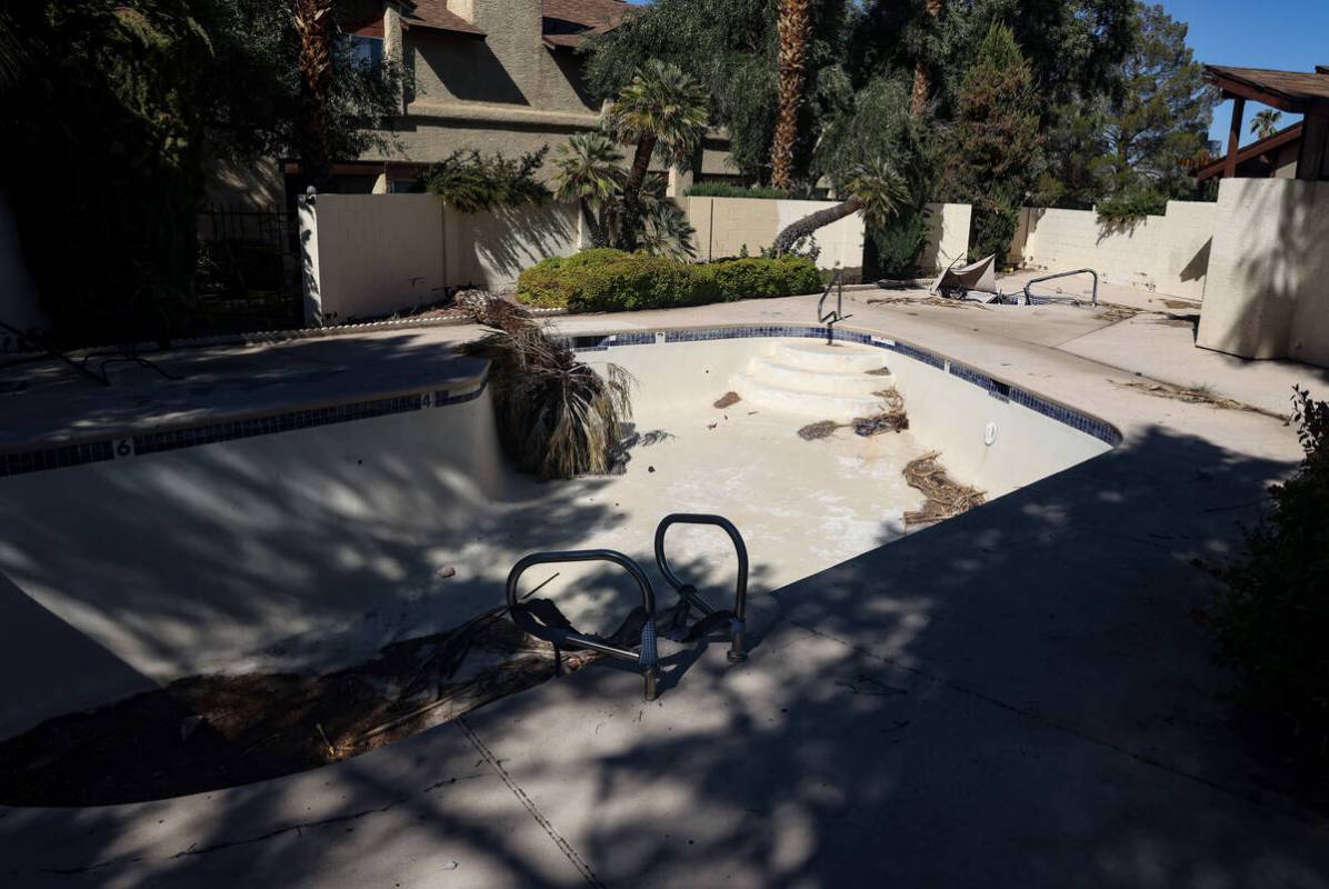 An empty an unused pool in Somerset Park in Henderson, Tuesday, Aug. 27, 2024. Residents receiv ...