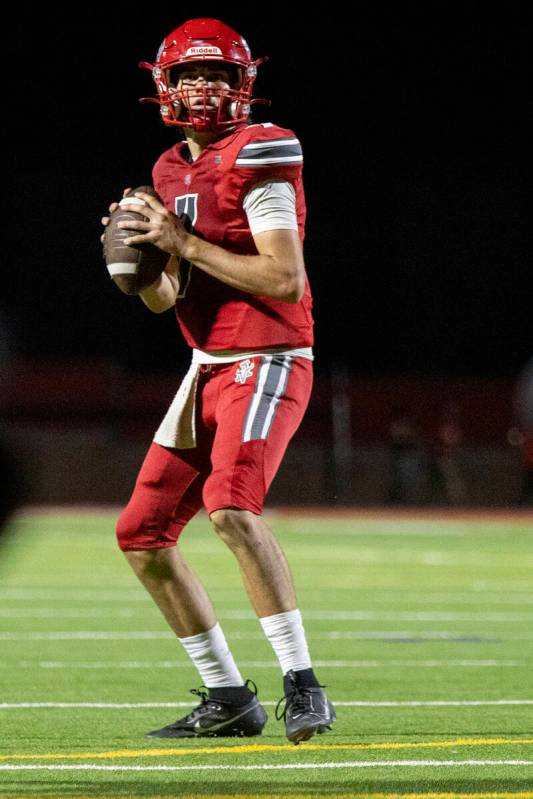 Arbor View quarterback Thaddeus Thatcher (7) looks to throw the ball during the Class 5A high s ...