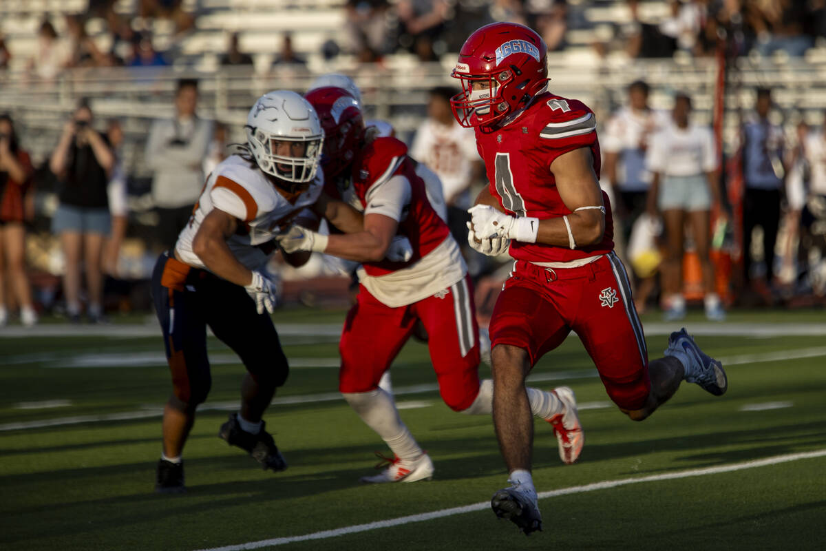 Arbor View strong safety Vicentico Pringle (4) runs with the ball during the Class 5A high scho ...