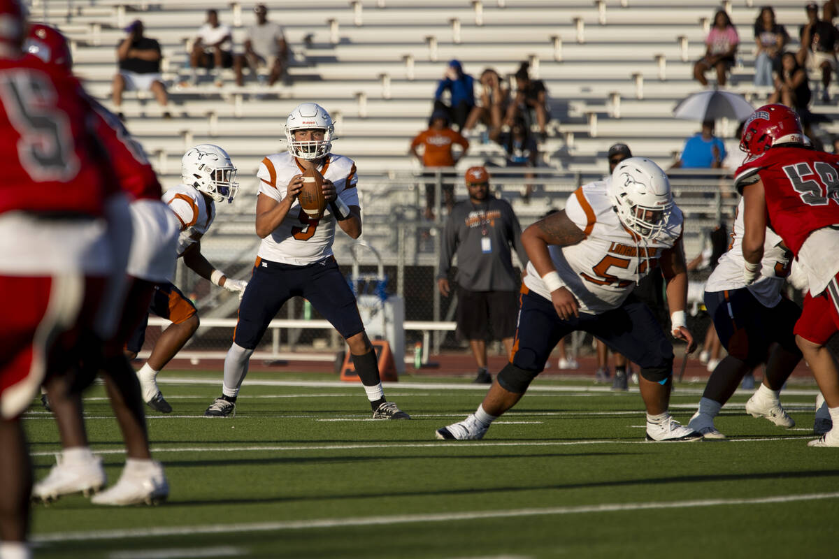 Legacy quarterback Aidan Crawford (9) receives the snap during the Class 5A high school &#x2018 ...