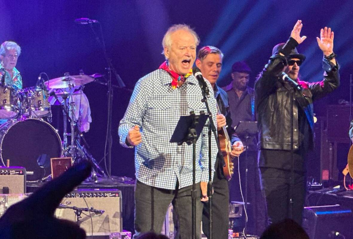 Bill Murray sings Bob Dylan's "Like a Rolling Stone" with Blood Brothers featuring Mike Zito an ...