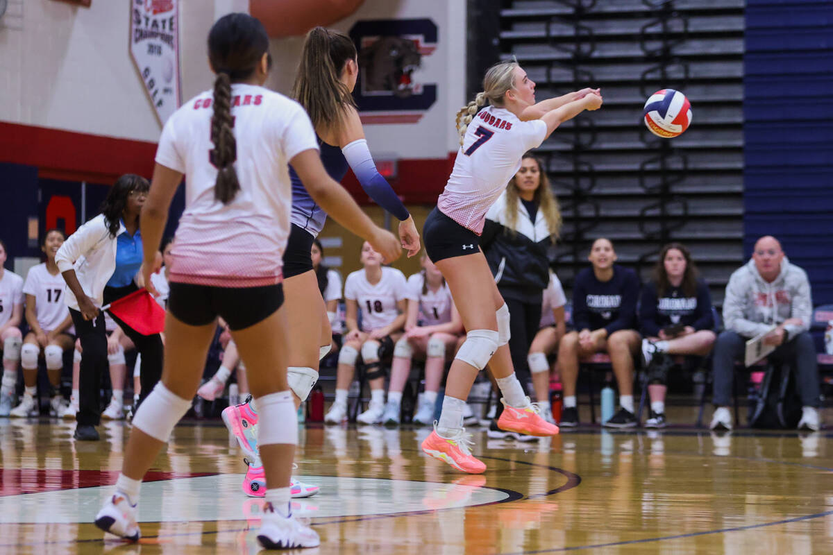 Coronado outside hitter Gentry Oblad (7) bump passes the ball during a volleyball match between ...