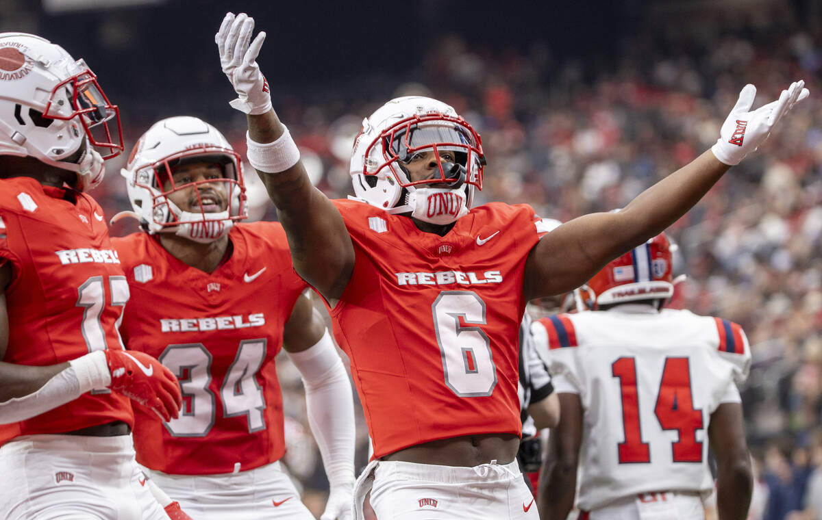 UNLV defensive back Jeremiah Vessel (6) celebrates after a punt during the college football gam ...