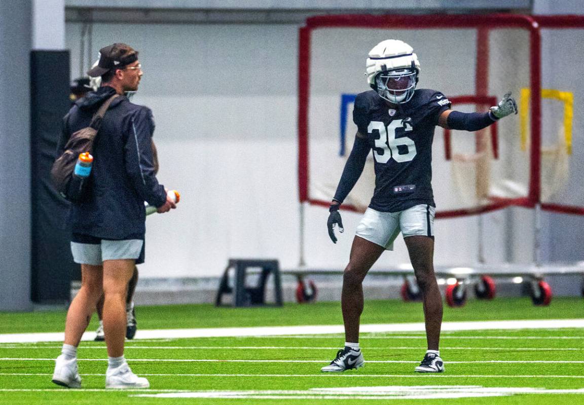 Raiders cornerback Kyu Blu Kelly (36) signals on a drill during practice at the Intermountain H ...